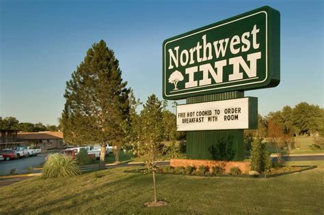 NORTHWEST INN .